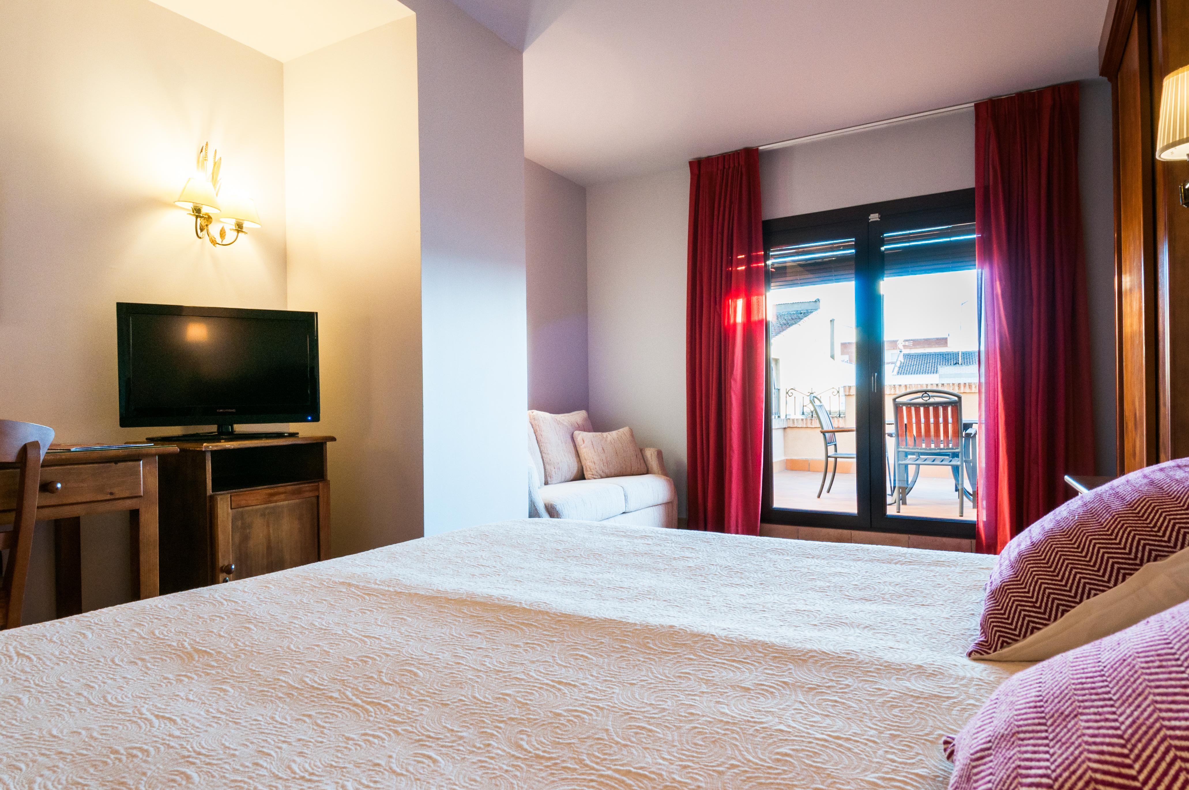 Hotel Dona Manuela ไดมิเอล ภายนอก รูปภาพ